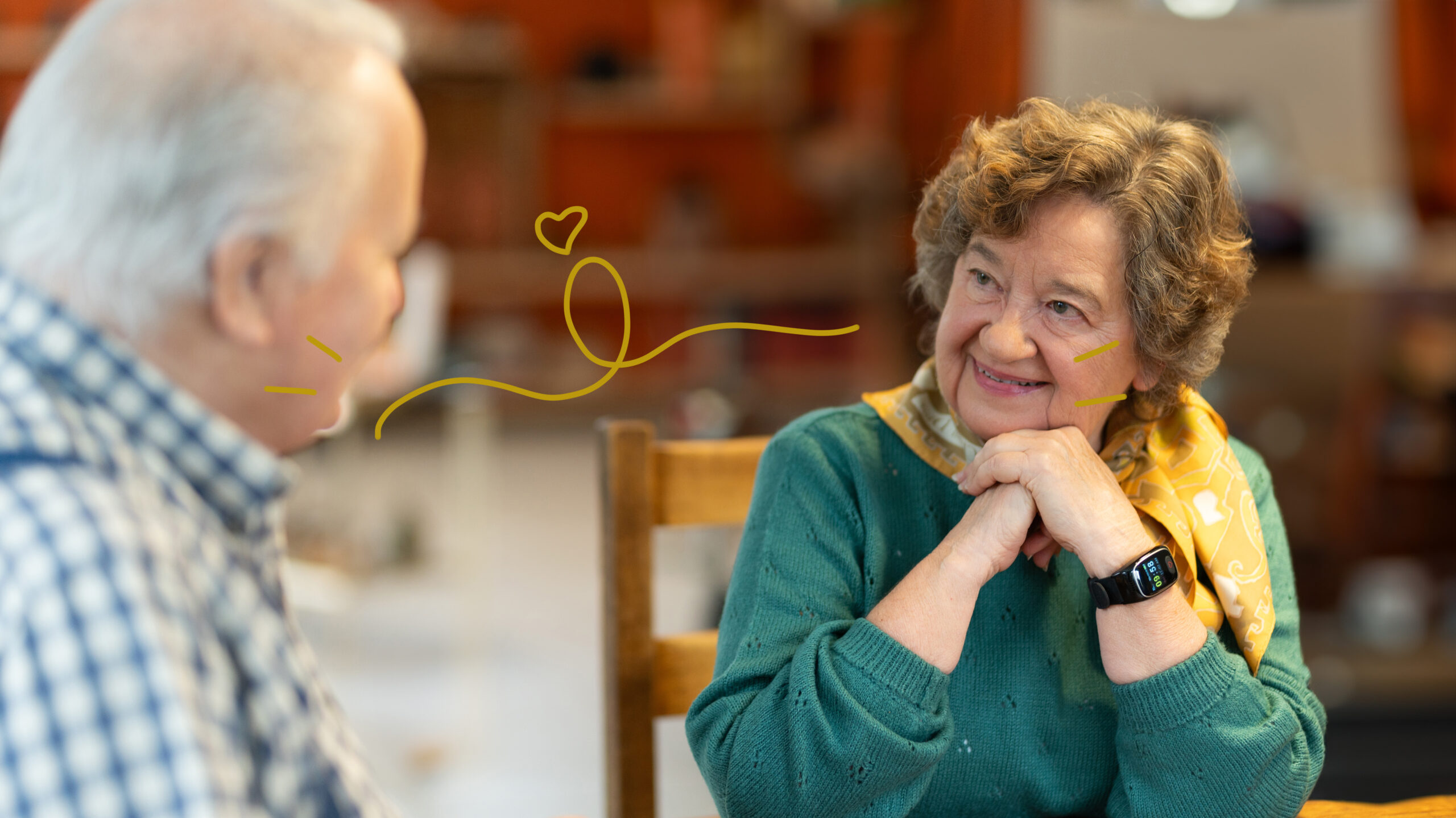 Couple seniors heureux Lien social entre seniors