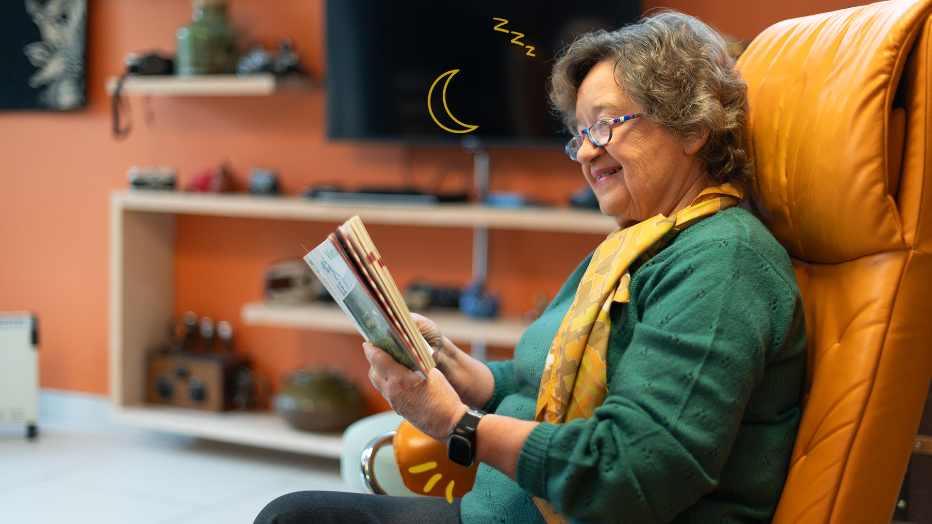 femme âgée qui lit un livre, portant la montre de téléassistance, symbole dormir